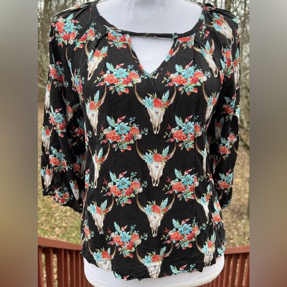 women’s sz L Roper Top in Southwest Print Steer Skull w/Roses Black, Aqua Coral